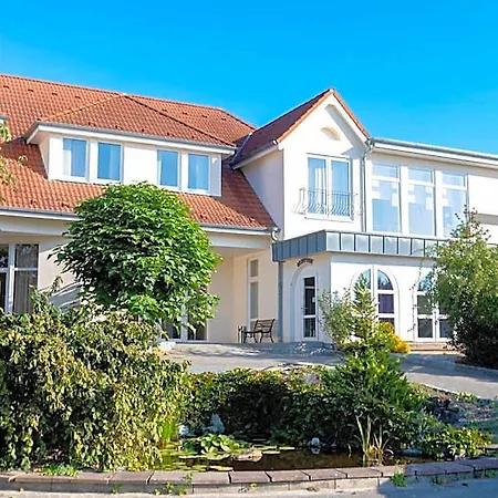 Hotel Restaurant Und Knostmann 3*